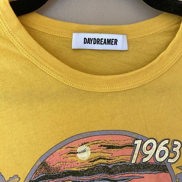 Daydreamer Yellow The Beach Boys 1963 Ringer Tee Band Tour Rock NWOT Sz XS - Picture 8 of 10